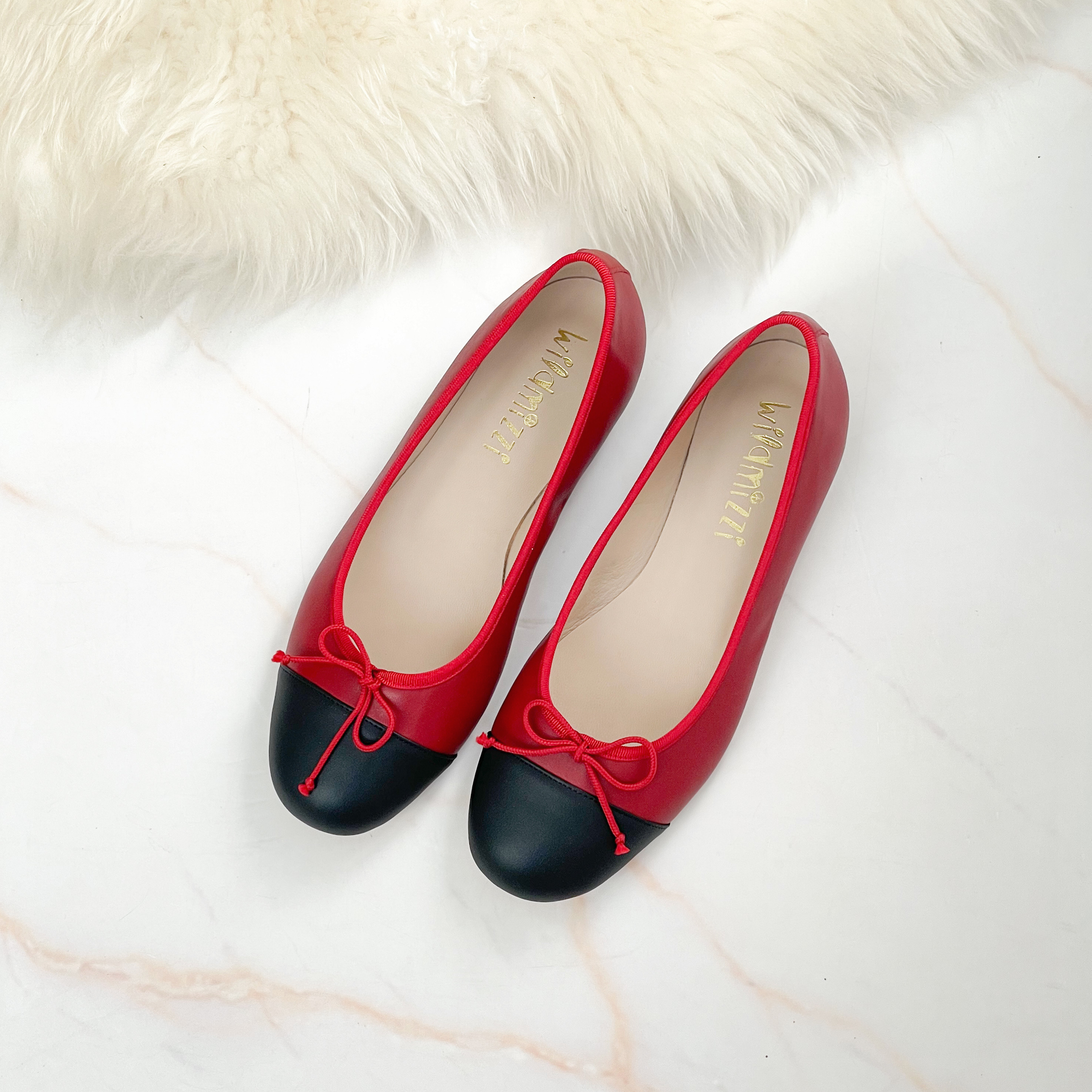 Classy Red Ballerinas 0